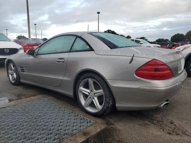 WDBSK75F44F081305 - 2004 MERCEDES-BENZ SL 500 SILVER photo 2