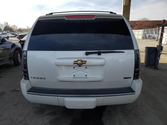 1GNSKCE09BR268001 - 2011 CHEVROLET TAHOE K1500 LTZ WHITE photo 6