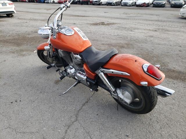 1HFSC46093A105767 - 2003 HONDA VTX1800 C ORANGE photo 3