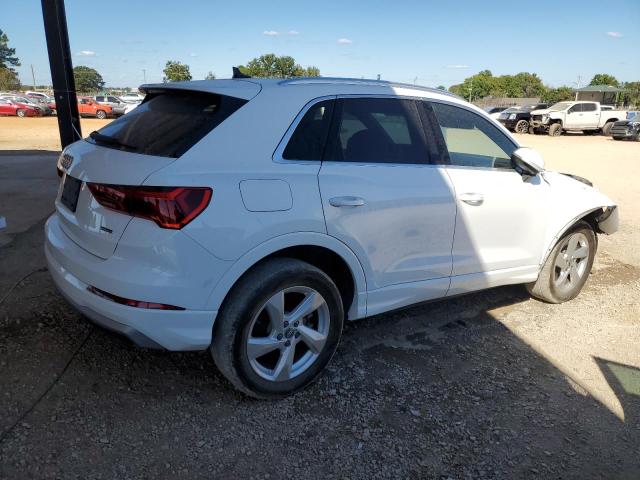 WA1AECF31K1079291 - 2019 AUDI Q3 PREMIUM WHITE photo 3