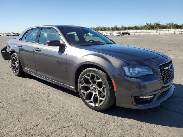 2C3CCABT3JH313918 - 2018 CHRYSLER 300 S GRAY photo 4