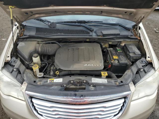 2C4RC1BG9DR556270 - 2013 CHRYSLER TOWN AND C TOURING GOLD photo 11