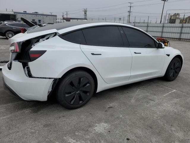 5YJ3E1EA6RF824332 - 2024 TESLA MODEL 3 WHITE photo 3