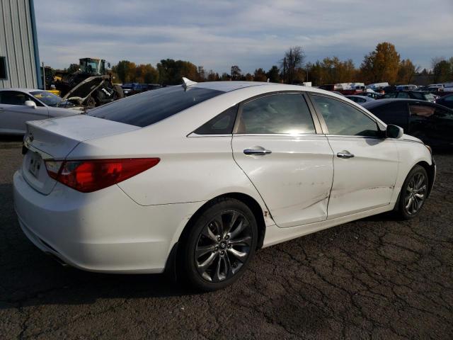 5NPEC4AC7BH276940 - 2011 HYUNDAI SONATA SE WHITE photo 3