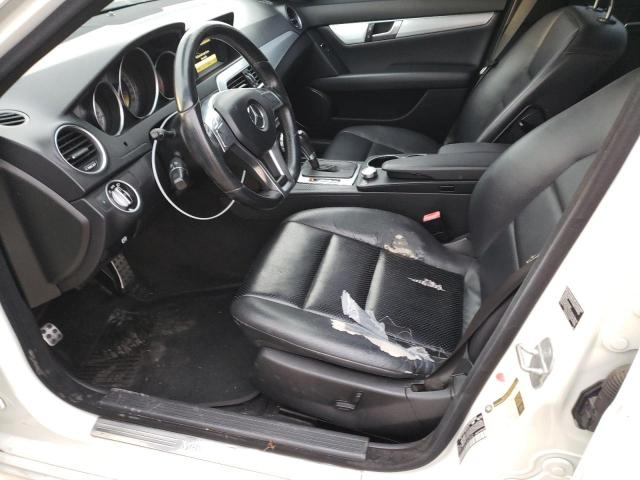 WDDGF4HB0CA643592 - 2012 MERCEDES-BENZ C 250 WHITE photo 7