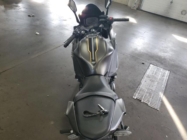 ML5EXER18PDA81730 - 2023 KAWASAKI EX650 R BLACK photo 6