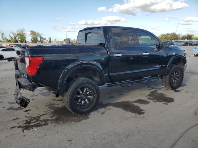 1N6AA1E52JN541113 - 2018 NISSAN TITAN SV BLACK photo 3