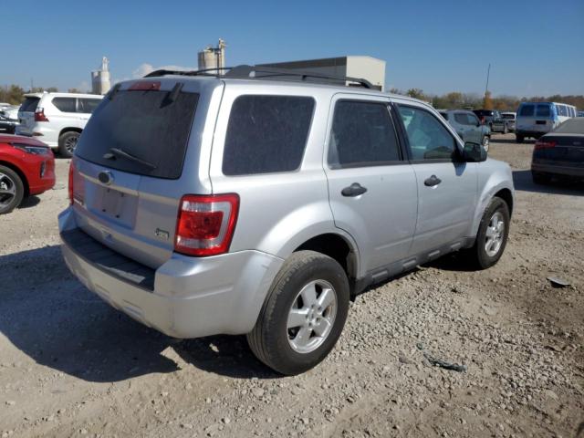 1FMCU0DG7CKA94021 - 2012 FORD ESCAPE XLT SILVER photo 3