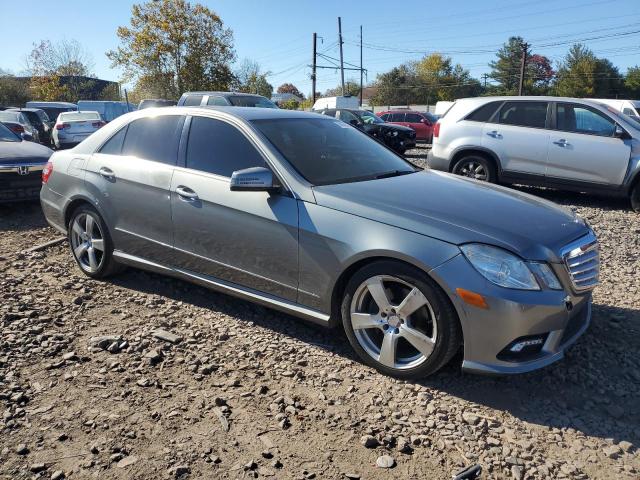 WDDHF8HB2BA497254 - 2011 MERCEDES-BENZ E 350 4MATIC SILVER photo 4