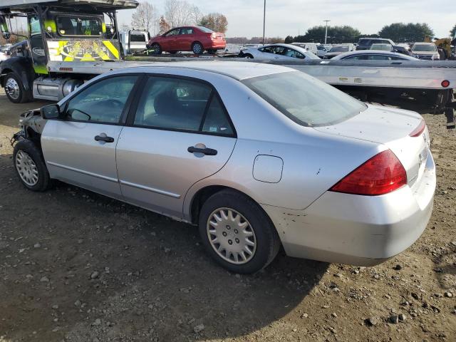 1HGCM56116A087815 - 2006 HONDA ACCORD VALUE SILVER photo 2