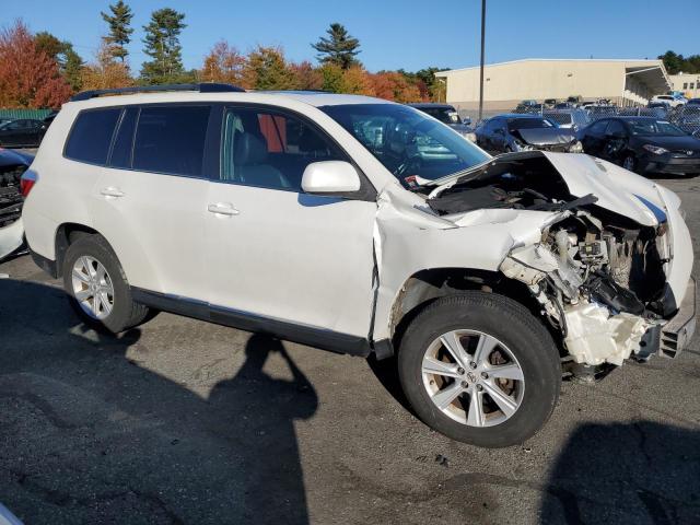 5TDBK3EH2CS140121 - 2012 TOYOTA HIGHLANDER BASE WHITE photo 4