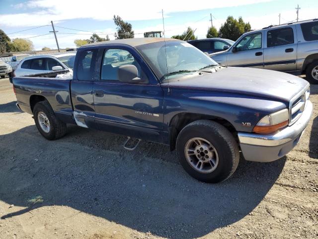 1B7GL22X4YS575147 - 2000 DODGE DAKOTA BLUE photo 4