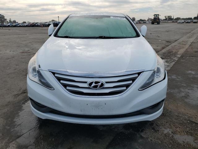 5NPEB4AC4EH927772 - 2014 HYUNDAI SONATA GLS WHITE photo 5