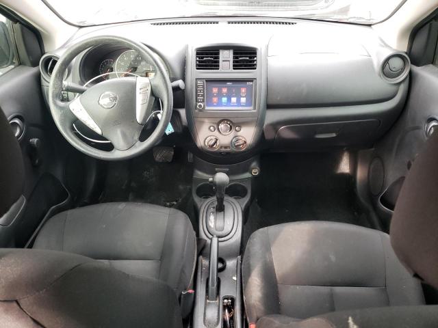 3N1CN7APXKL829749 - 2019 NISSAN VERSA S GRAY photo 8