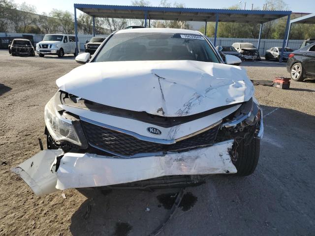 5XXGT4L31JG253427 - 2018 KIA OPTIMA LX WHITE photo 5