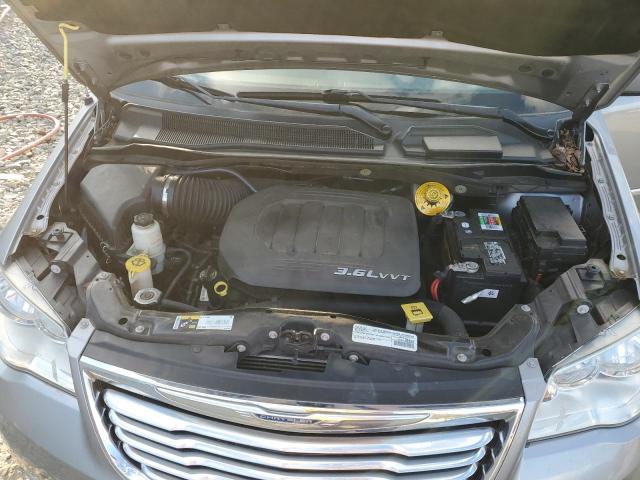 2C4RC1BG2GR292281 - 2016 CHRYSLER TOWN & COU TOURING SILVER photo 12