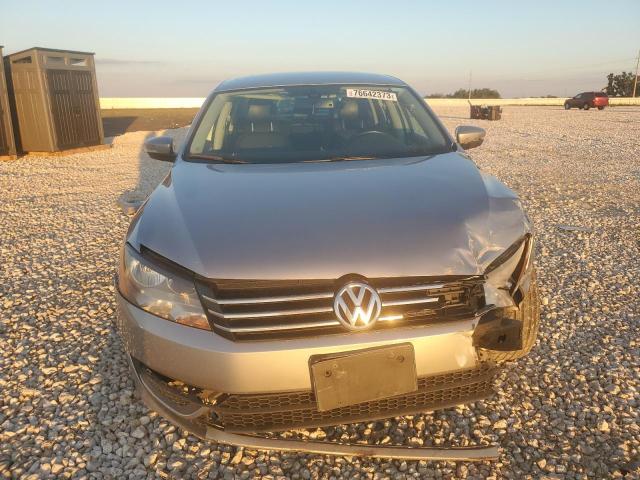 1VWBH7A31CC108033 - 2012 VOLKSWAGEN PASSAT SE SILVER photo 5