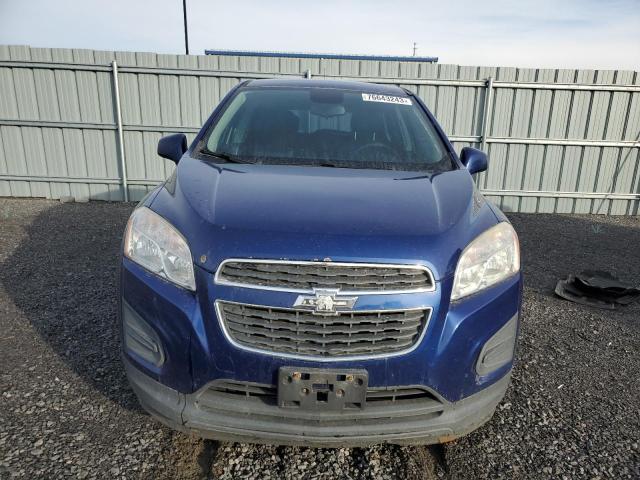 3GNCJKSB2DL146758 - 2013 CHEVROLET TRAX LS BLUE photo 5