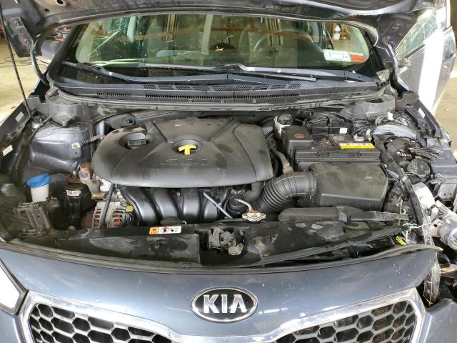 KNAFK5A86G5636096 - 2016 KIA FORTE LX GRAY photo 11