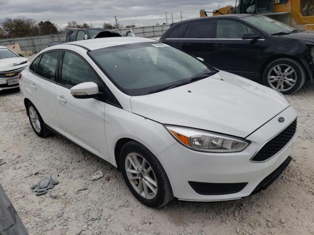 1FADP3F22GL372378 - 2016 FORD FOCUS SE WHITE photo 4