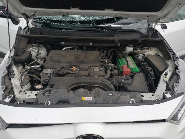 2T3W1RFV4LC066339 - 2020 TOYOTA RAV4 XLE WHITE photo 11