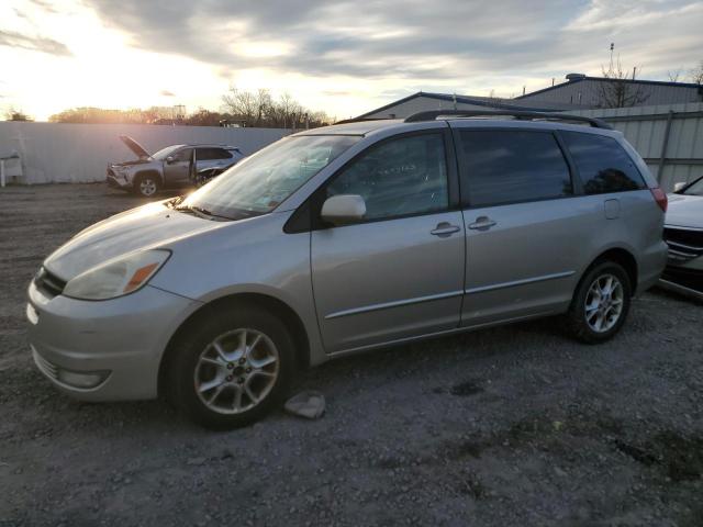 5TDBA22C75S039682 - 2005 TOYOTA SIENNA XLE GOLD photo 1