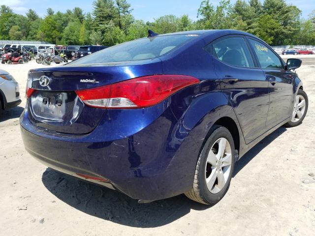 5NPDH4AEXDH195089 - 2013 HYUNDAI ELANTRA GLS BLUE photo 4