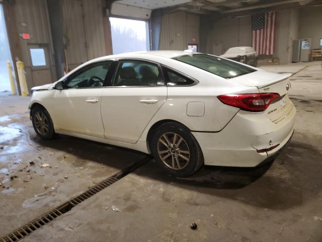 5NPE24AF8FH011477 - 2015 HYUNDAI SONATA SE WHITE photo 2