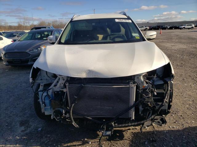 JN8AT2MV8JW351660 - 2018 NISSAN ROGUE S WHITE photo 5