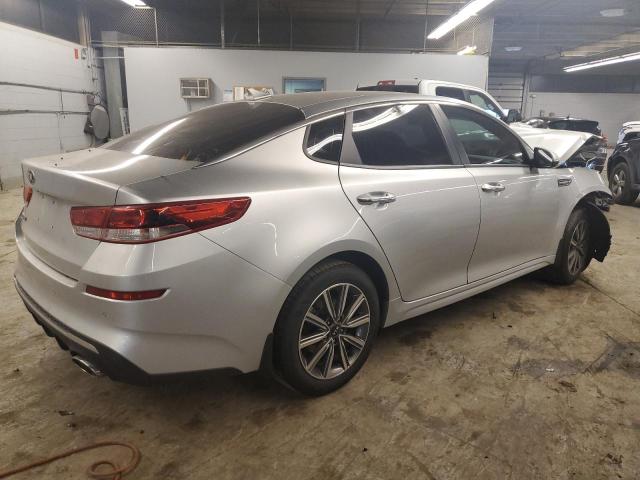 5XXGT4L36KG356781 - 2019 KIA OPTIMA LX SILVER photo 3