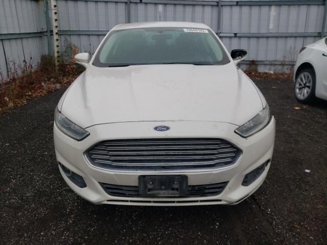 3FA6P0H71GR347442 - 2016 FORD FUSION SE WHITE photo 5