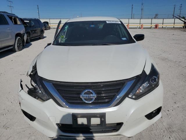 1N4AL3AP8HC214808 - 2017 NISSAN ALTIMA 2.5 WHITE photo 5