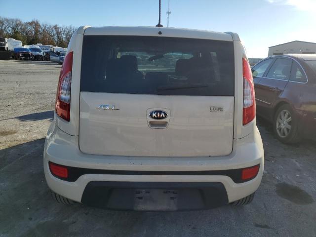 KNDJT2A59D7775069 - 2013 KIA SOUL WHITE photo 6