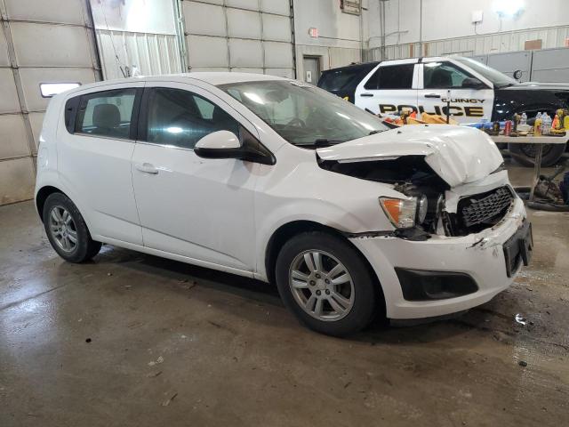 1G1JC6SH7F4167256 - 2015 CHEVROLET SONIC LT WHITE photo 4