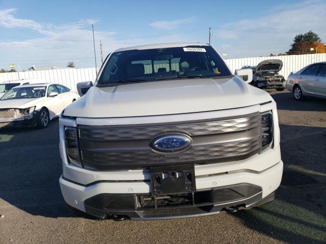 1FTVW1EV5PWG53400 - 2023 FORD F150 LIGHTNING PRO WHITE photo 5