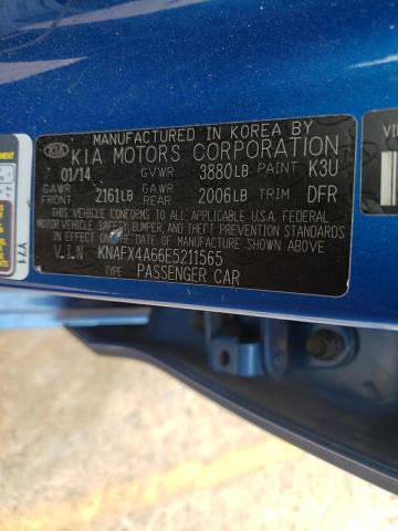 KNAFX4A66E5211565 - 2014 KIA FORTE LX BLUE photo 12