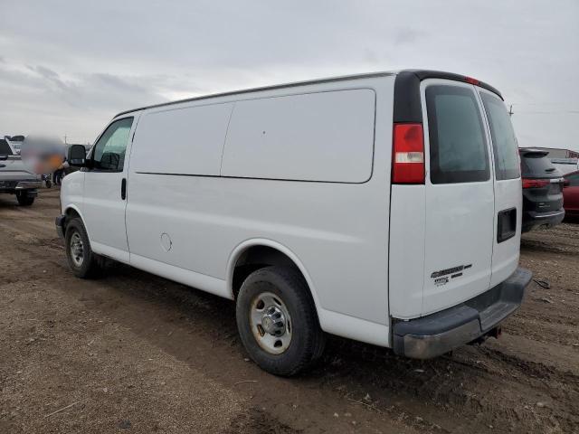 1GCZGTBG3D1162252 - 2013 CHEVROLET EXPRESS G3 WHITE photo 2