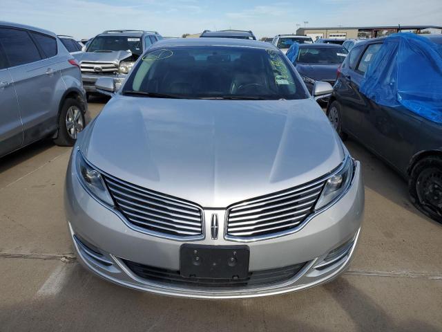 3LN6L2G93GR600597 - 2016 LINCOLN MKZ SILVER photo 5