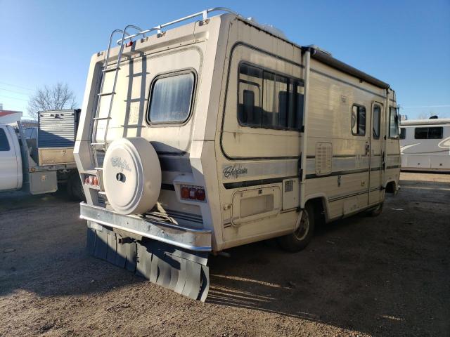 1GBJP37W1E3307778 - 1984 WINNEBAGO CHIEFTAN BEIGE photo 4