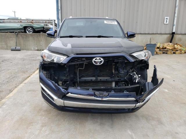 JTEBU5JR8J5536136 - 2018 TOYOTA 4RUNNER SR5/SR5 PREMIUM ლურჯი ფოტო 5