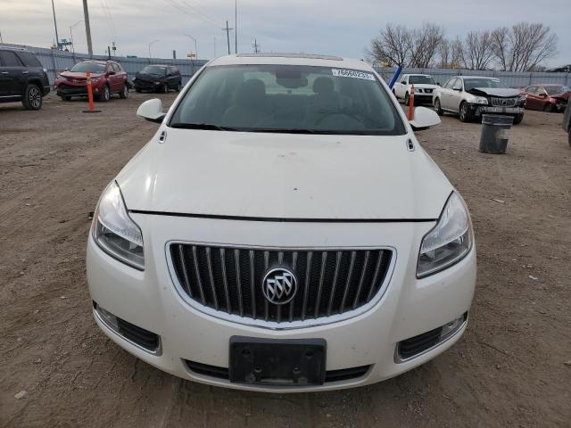 2G4GR5EK4C9109840 - 2012 BUICK REGAL WHITE photo 5