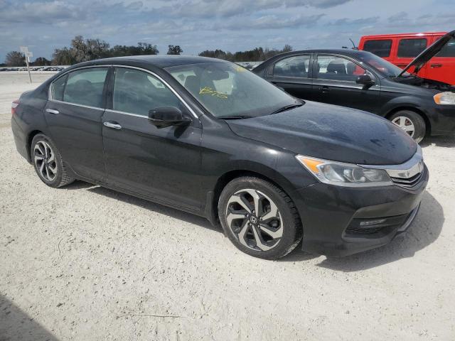 1HGCR3F86HA021024 - 2017 HONDA ACCORD EXL BLACK photo 4