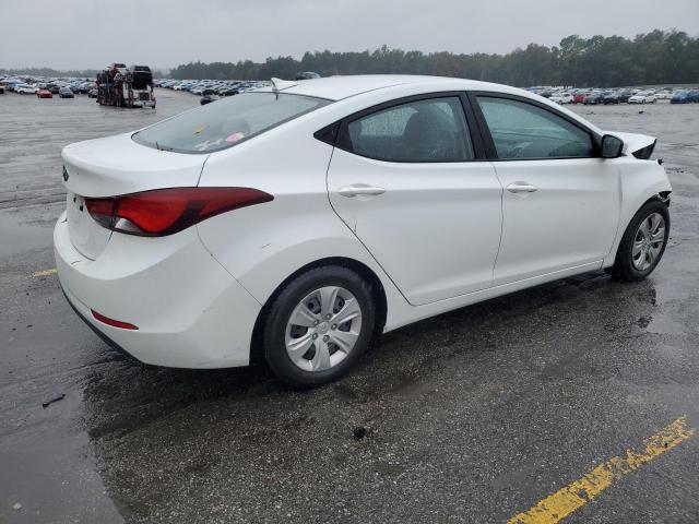 5NPDH4AE3GH764045 - 2016 HYUNDAI ELANTRA SE WHITE photo 3