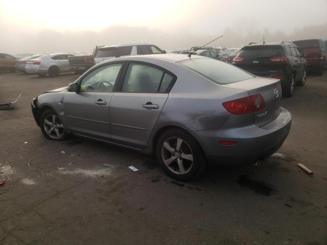 JM1BK32G561415719 - 2006 MAZDA 3 I GRAY photo 2