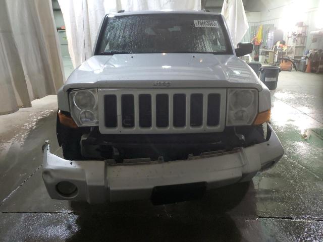 1J8HG48N96C145477 - 2006 JEEP COMMANDER 灰色 照片 5