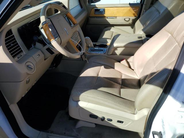 5LMJJ2J50AEJ00409 - 2010 LINCOLN NAVIGATOR 白色 照片 7