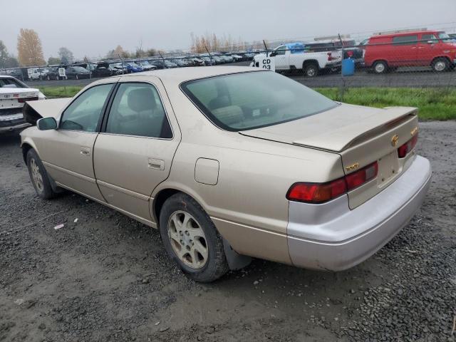 JT2BF28K6W0101568 - 1998 TOYOTA CAMRY LE BEIGE photo 2