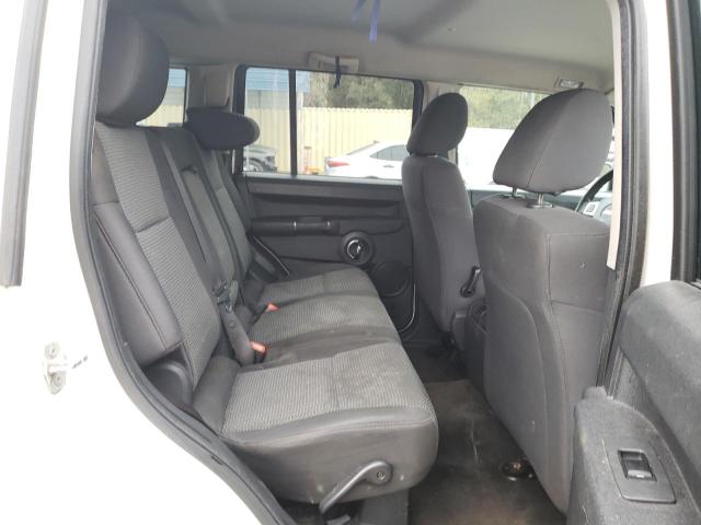 1J4RG4GK0AC161802 - 2010 JEEP COMMANDER SPORT Weiß Foto 11