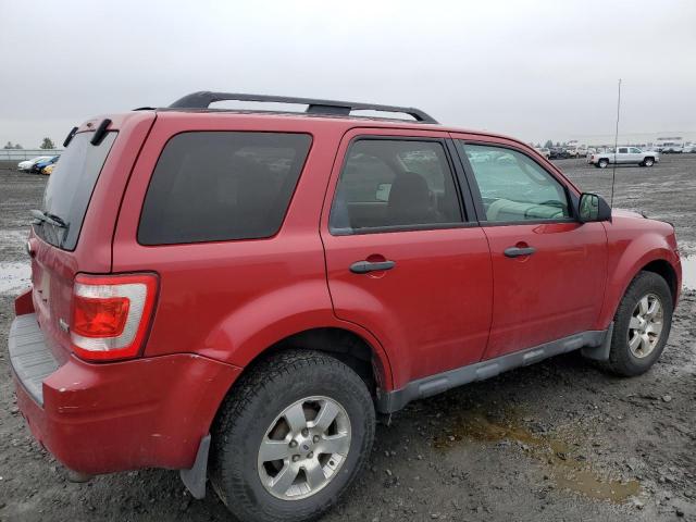 1FMCU9DG0BKC24398 - 2011 FORD ESCAPE XLT RED photo 3