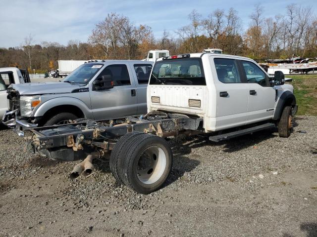 1FD0W5HT5KEF17791 - 2019 FORD F550 SUPER DUTY WHITE photo 3